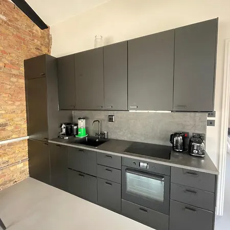Sleek & Central 1Bd Flat - Battersea Park
